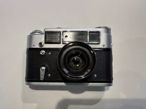 Revue 4 Viewfinder Camera, Industar-61 2.8/52 !!! Not tested!!! - Picture 1 of 5
