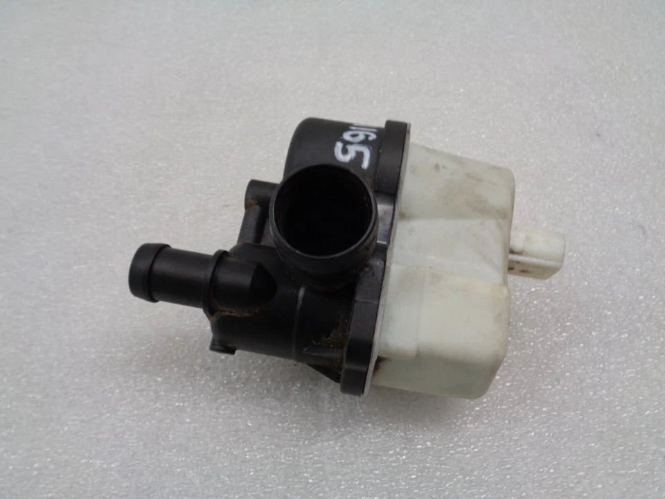 2012-2014 Volkswagen Jetta Leak Detection Pump 7L0906243 OEM AK2411165 - Image 1 of 4