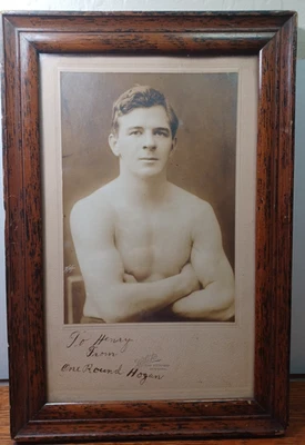 Foto enmarcada firmada por Hogan de una ronda rara de 1910 8 1/8" x 12" JRR39 Foto 1 de 4