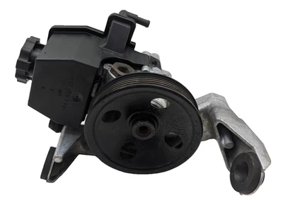 Bomba de dirección asistida Mercedes W203 CLK320 C230 C240 0024668301 OEM Foto 1 de 4