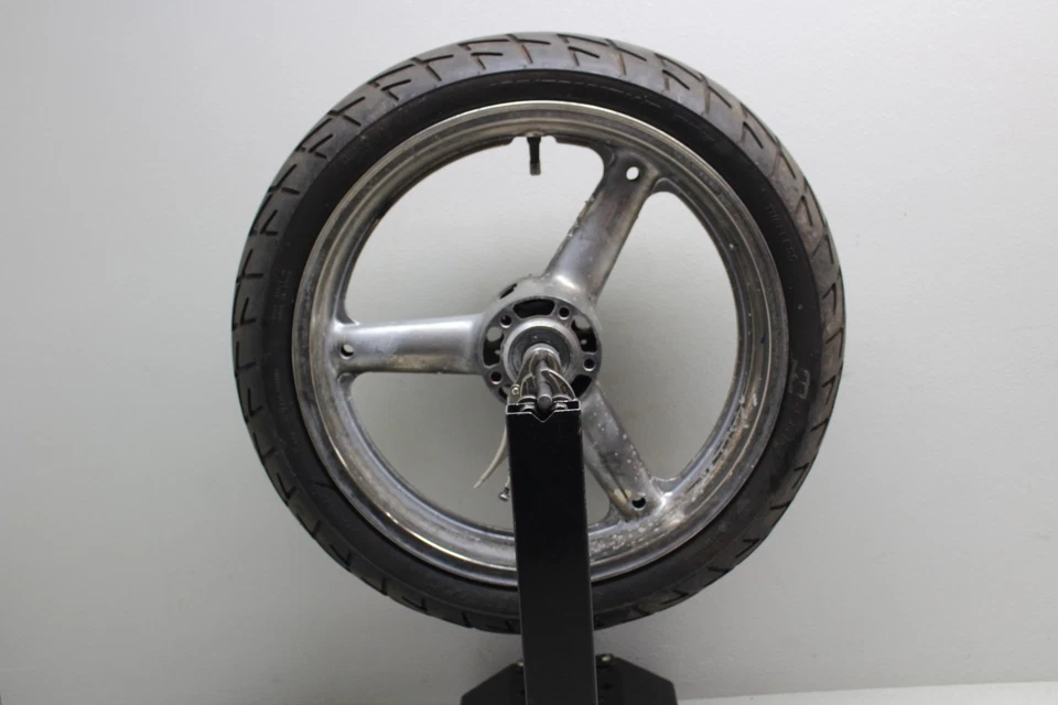 Llanta delantera Suzuki GSXR750 GSX-R750 1998-1999  Foto 1 de 4