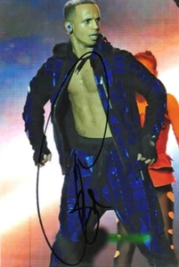 JLS/DANCING: ASTON MERRYGOLD SIGNED 6x4 ACTION PHOTO+COA *EVERYBODY IN LOVE* - Bild 1 von 1