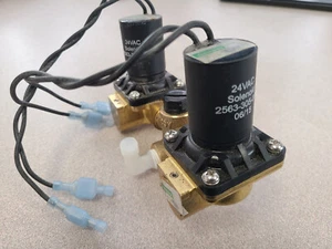 Válvula de fijación de frío caliente Acorn con solenoides de 24 VAC y cuerpos de válvula 2555-100-000 - Imagen 1 de 8