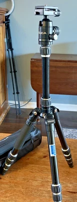 Dolica Proline Reversable Tripod Ball Head 18" - 57" Model TX570B150SL w/ Bag - Image 1 of 4