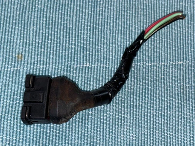 Toyota 4Runner Pickup Supra Celica MR2 Throttle Position Sensor Plug Connector - Image 1 of 3