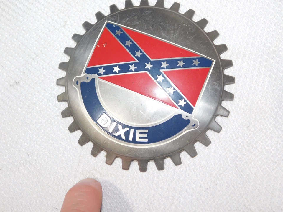 Vintage 4" DIXIE SIGN AUTOMOBILE GAS CAP COVER - Image 1 of 3