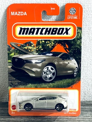Mazda 3 2019 hatchback nuevo Matchbox Mattel tono dorado coche fundido a presión modelo nuevo en caja Foto 1 de 4