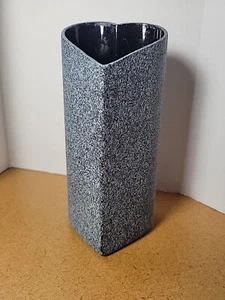 Contenedor de jarrón en forma de corazón pintura texturizada artesanal cerámica negro azul rosa - Imagen 1 de 5