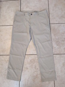 Tommy Bahama Pants Mens 38x30 Beige Chino Khakis Stretchy Golf - Picture 1 of 6