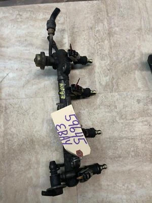 Carril inyector de combustible Toyota Camry 1992-1999 con inyectores de combustible 4 cilindros OEM Foto 1 de 4
