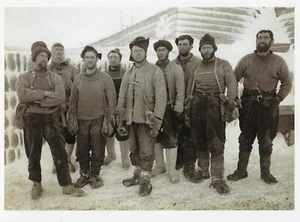 Postcard Robt Scott Antarctic Expedition "Capt Scott & Southern Party" 1911 MINT - Picture 1 of 1