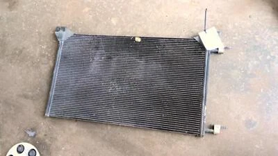 Condensador de aire acondicionado usado se adapta a: camioneta Chevrolet Silverado 1500 2008 grado A Foto 1 de 4