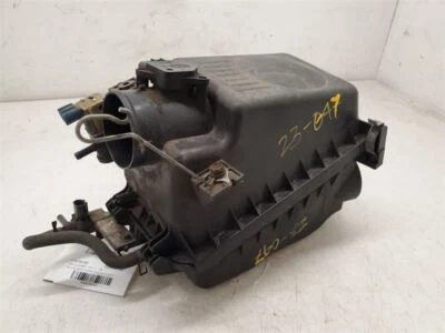 Toyota Matrix, Conjunto de caja de filtro de aire, 2002-2008, 1,8 L, 4 cilindros, 17705-0D050 Foto 1 de 4