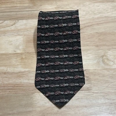 Corbata de seda Zylos George Machado patrón negro (56 X 4 pulgadas) (L:T2) Foto 1 de 4