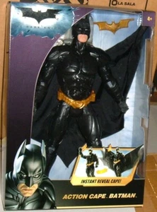 The Dark Knight Action Reveal Cape Batman 12" - Picture 1 of 1