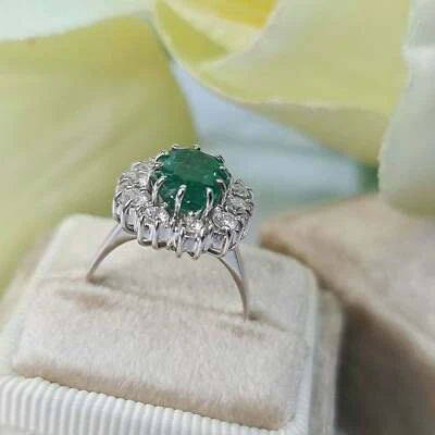 14K White Gold Plated 2.50Ct Oval Simulated Green Emerald Diamond Halo Ring - Image 1 of 4