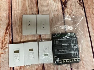 Leviton Vier-Zonen-Systemverstärker (1) 295A02-1 (3) 95A03-1 (2) 95A04-1 - Bild 1 von 11