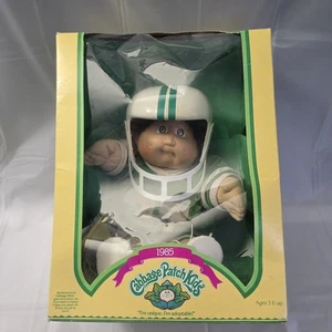 VTG 1985 Cabbage Patch Kids "Cassius Gunther" Football Player With Birth Cert. - Picture 1 of 24
