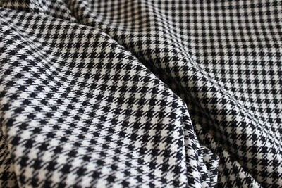 Porsche Sitz Stoff Polster Pepita Hahnentritt schwarz-weiß 911 924 944 - Bild 1 von 4