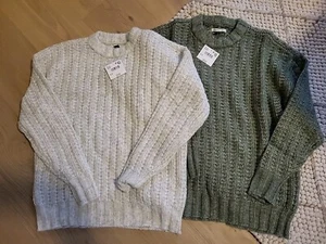 2 NWT Women's American Eagle Cable Chunky Knit Sweater Relaxed XXS - Picture 1 of 3
