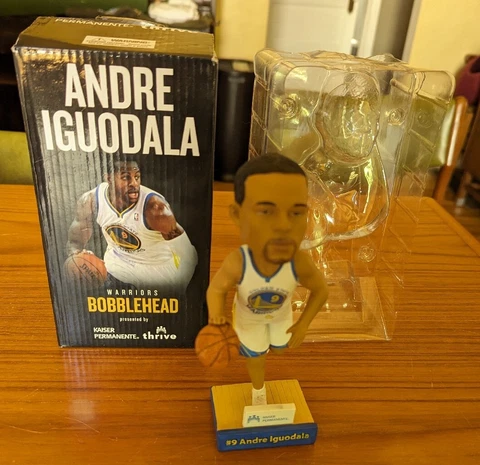 Golden State Warriors Andre Iguodala Bobblehead, 2013 2014 SGA Bobble Head NBA Cover