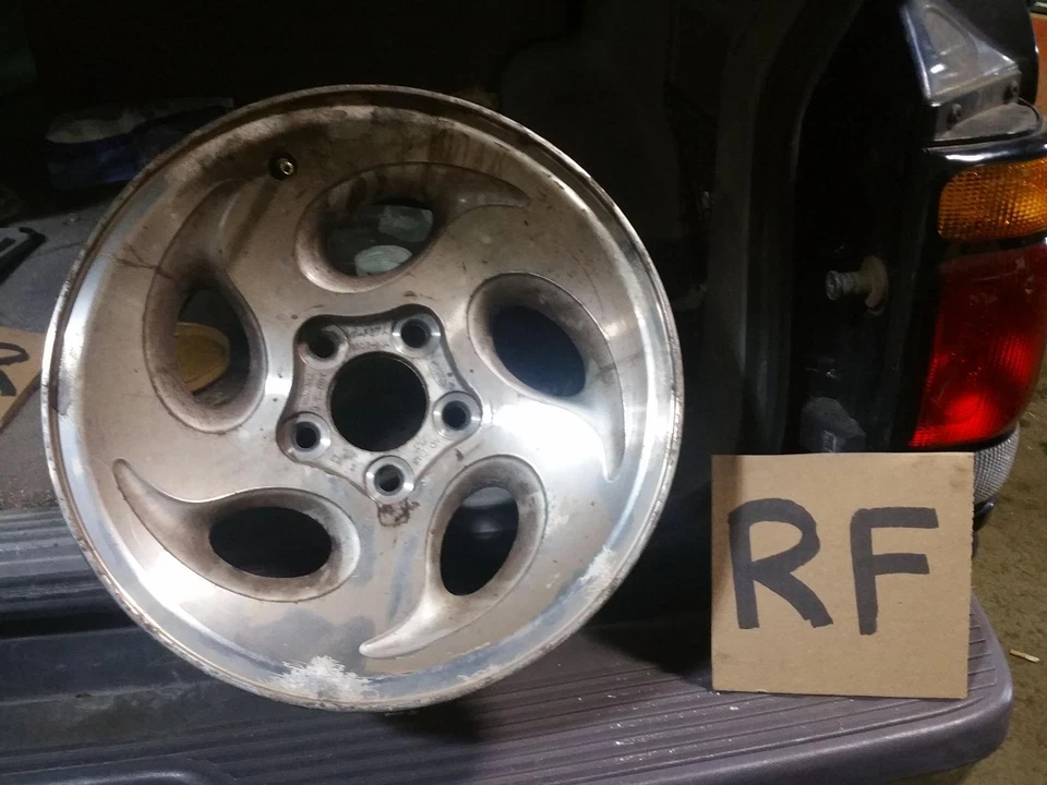 Used Transfer Case Motor fits: 1997 Ford Explorer 14 wire connector Grade A - Image 1 of 4