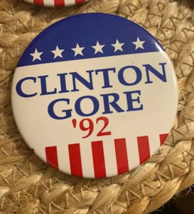 PRÄSIDENT BILL CLINTON AL GORE '92 BUTTON PINBACKS - 1992 - DEMOKRAT POLITISCH - Bild 1 von 2