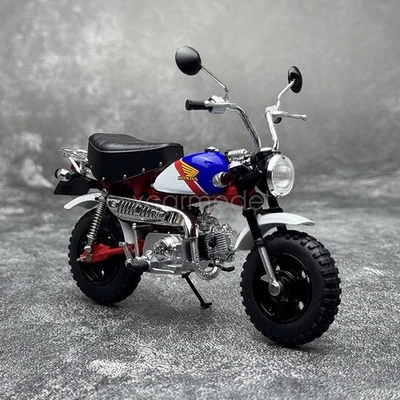 For AOSHIMA 1/12 Scale Honda Monkey Blue Motorcycle Diecast Model Toy Collection - Image 1 of 4