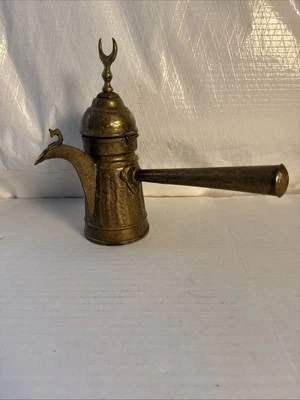 Cafetera turca vintage con mango de latón macizo Foto 1 de 4