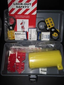 Brady Lockout/Tagout Safety Kit Y382910 LKY-TKLBOX - Bild 1 von 2