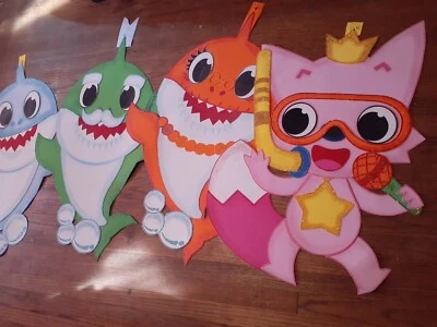 Baby Shark set foam decoration 35" 4 pieces 4 piezas ORANGE COLOR IS NOT AVAILAB - Image 1 of 4