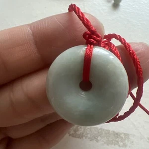 Grade A 100% Natural Light Jadeite Jade Pendant Circle Donut 平安扣 Tied Red Rope - Picture 1 of 9