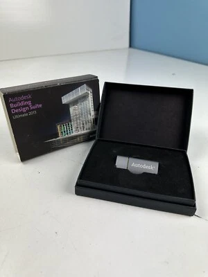 Unidad flash USB Autodesk Building Design Suite Ultimate 2013 Foto 1 de 4
