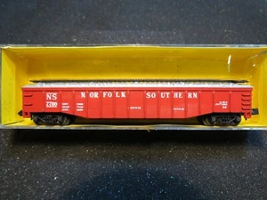 N - AHM Roco 4453I - Covered Gondola, Norfolk Southern     LN/box - Picture 1 of 2