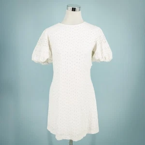 Mini Vestido Free People Talla Mediana M Blanco Ojales Abullonados Manga Corta Corte Espalda - Imagen 1 de 8