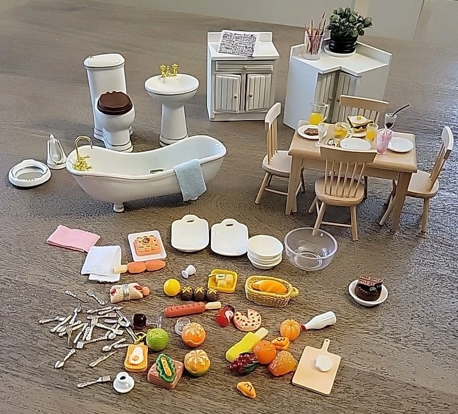 Dollhouse Miniatures 1:12 Scale Porcelain Bathroom + Kitchen & Accessories - Image 1 of 4