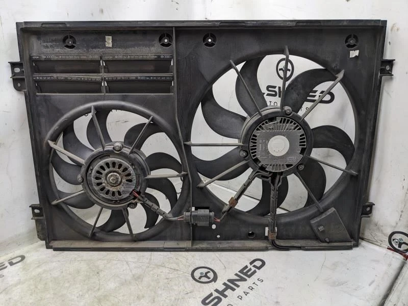 Volkswagen GTI 2006-14 2,0 L radiador ventilador motor 1K0-121-205-AJ OEM *ReaD* Foto 1 de 4