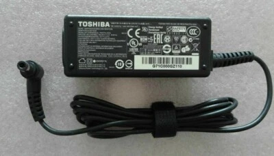 Cargador Adaptador CA Original Toshiba 45W 19V 2.37A ADP-45YD PA5192U-1ACA  Foto 1 de 2