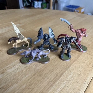 Heroscape Großfiguren Lot; Major Q9, Therakus, Brunak, Dünd, DW8000 ohne Karten - Bild 1 von 2
