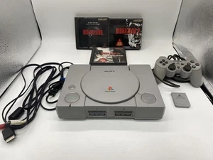 PlayStation 1 PS1 Console w/ Resident Evil Biohazard 3 set SCPH-7000 JP Ver. - Picture 1 of 11