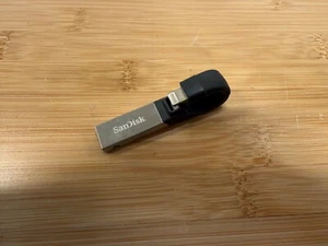 SanDisk iXpand Flash Drive 3.0 64gb USB and iPhone Lightning - Afbeelding 1 van 3