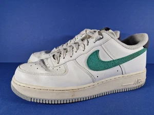 NIKE AIR FORCE 1 Summit White Green Swoosh Trainers - UK Size 10 - Picture 1 of 8