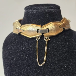 Vintage Crown Trifari Gold Tone Geometric Link Bracelet 7" Signed Eames Era MCM - Picture 1 of 21