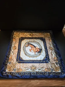 Reitsport Motiv Pferd Schal Gold Marineblau Creme Seide 20"x20" Quadrat - Bild 1 von 22