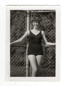 Pretty 1960s Woman One-Piece Bathing Suit Black & White Found Photo - Picture 1 of 2