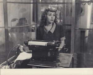 S.DELAIR - PAR LA FENÊTRE - G.GRANGIER - 1948 -N&B-TBE-CARTOLINE- PAVIOT - Picture 1 of 1