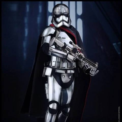 Hot Toys Captain Phasma 1/6 Figure Movie Masterpiece Star Wars THE FORCE AWAKENS Cover