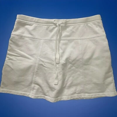  Pantalón corto para mujer blanco brillante talla PS Foto 1 de 4