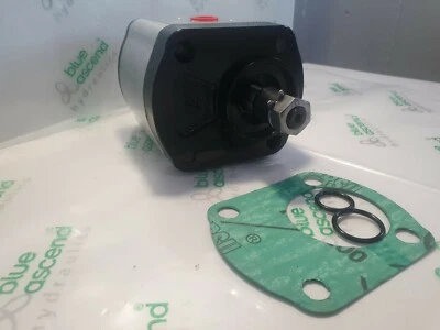 BLUE ASCEND HYDRAULICS Pompa idraulica per STEYR 545,548,650,658,768,8055,8060,8065 8070 8075,8080,8085