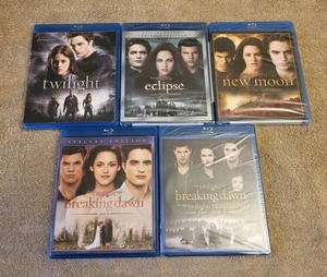 The Twilight Saga: 5-Movie Collection (Blu-ray) - Picture 1 of 3